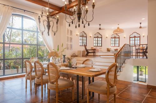 SaffronStays Amarah Pet friendly Luxury Villa Assagao North Goa — 4-Star Luxury Hotel in Vagator, India