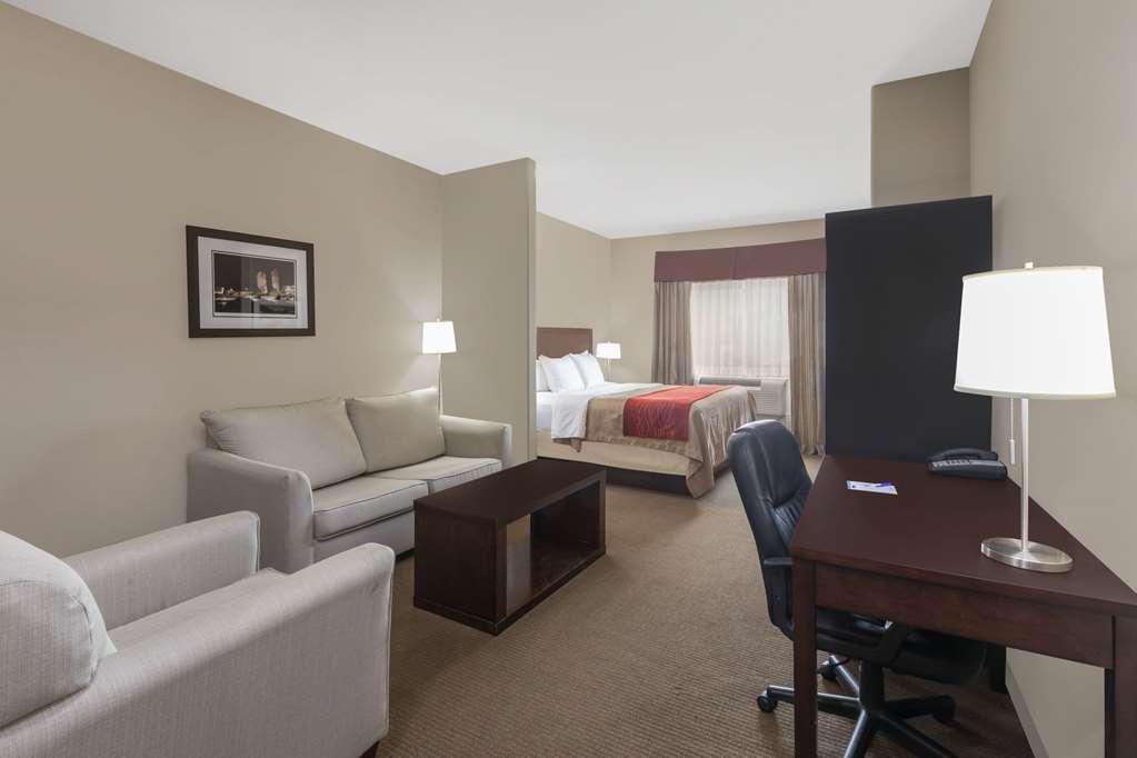 Baymont by Wyndham Columbus - photo 17