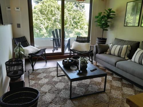 HOM I Parking Vista parcial al Lago Wifi 2D2B — 4-Star Luxury Hotel in Puerto Varas, Chile