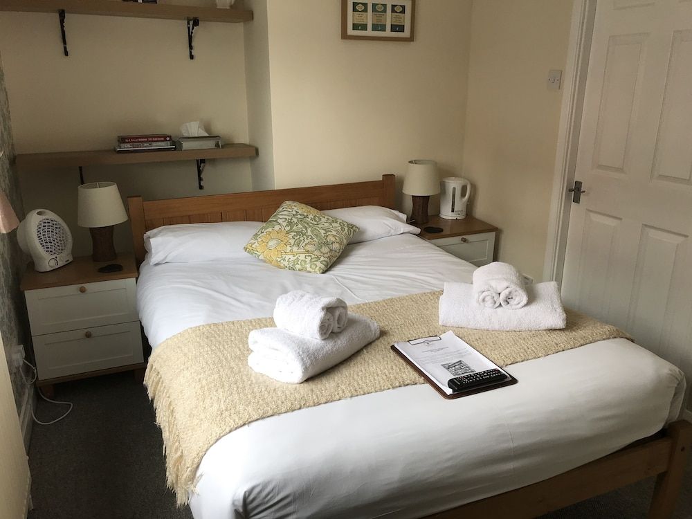 The Windsor Castle Inn — 4-Star Luxury Hotel in Stourbridge, United Kingdom