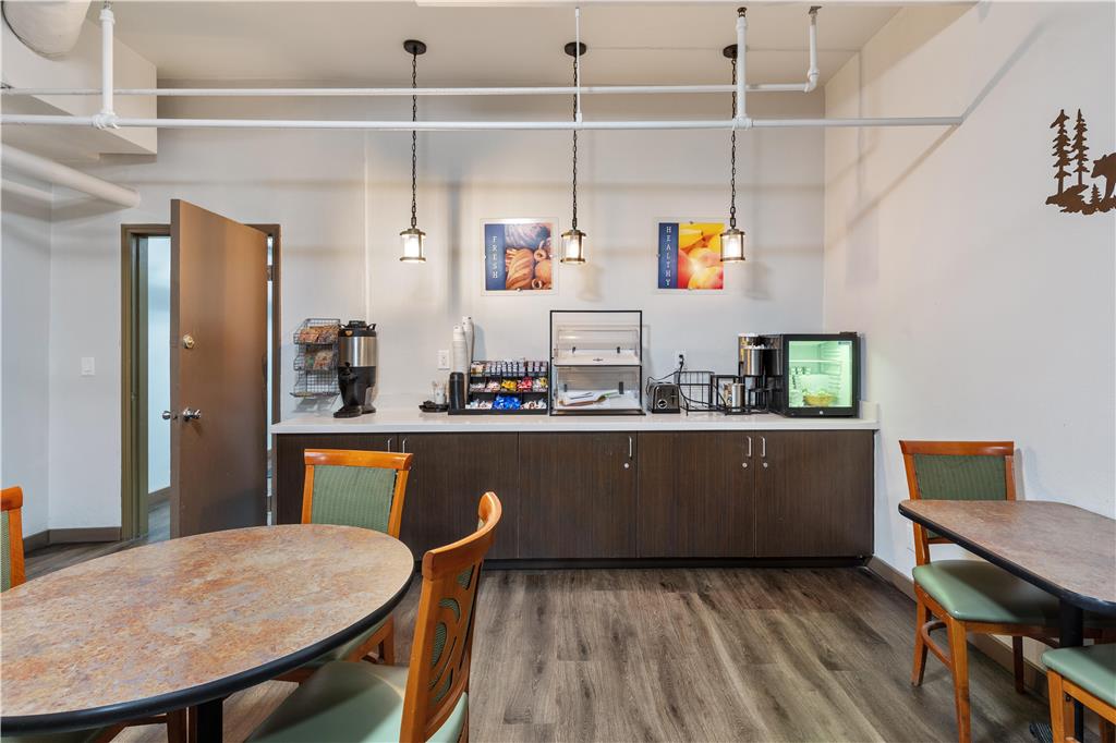 SureStay Plus Hotel by Best Western Mammoth Lakes - photo 9