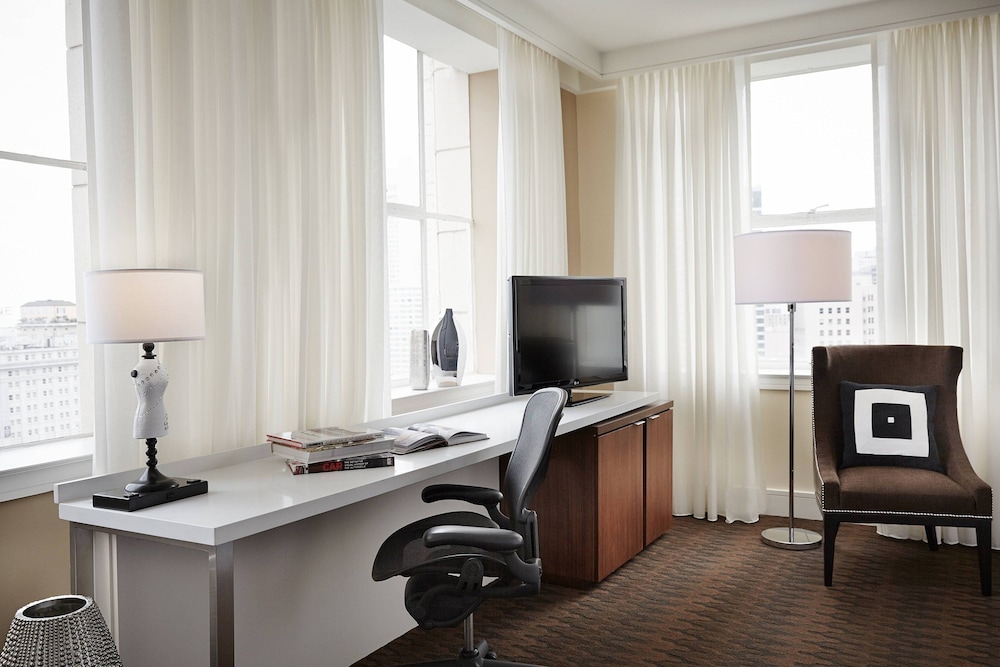 Renaissance New Orleans Pere Marquette French Qtr Area Hotel - photo 11