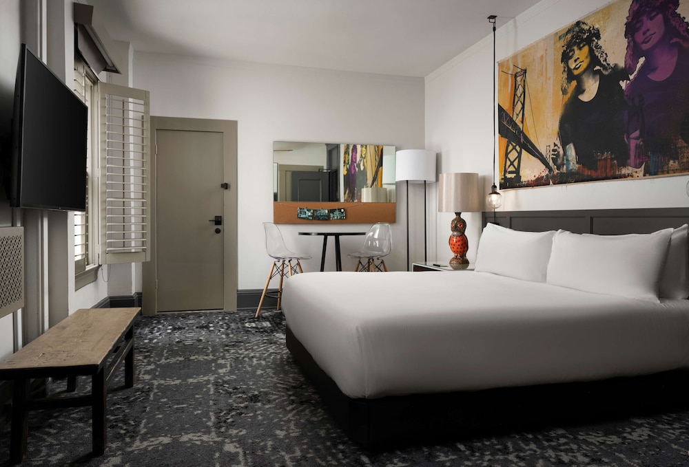 The Barnes San Francisco Tapestry Collection by Hilton - photo 10