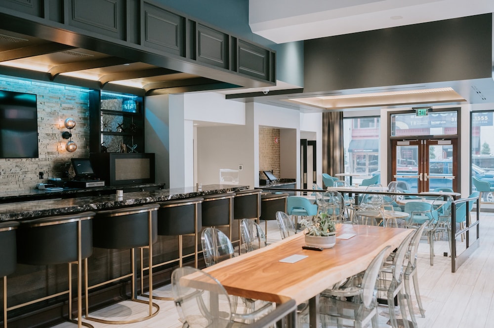 Hotel Indigo St. Louis Downtown by IHG - photo 27