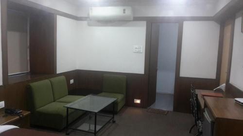 Fabexpress Shivani International in Nagpur, India