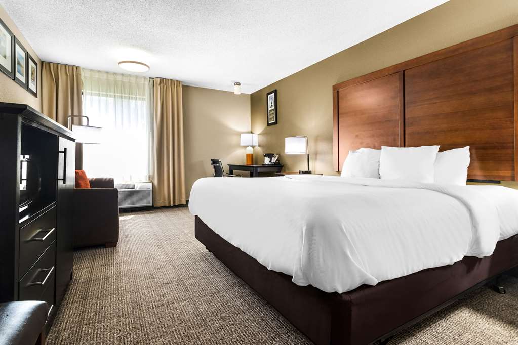 Comfort Inn Evansville East - photo 23