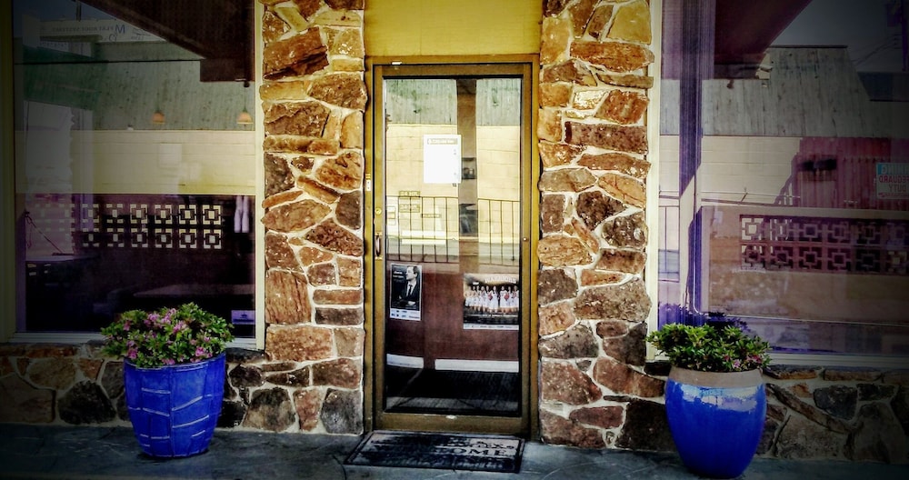 Cedars Inn Lewiston - photo 29
