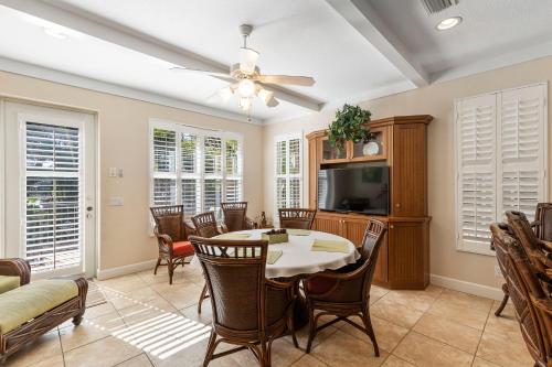 Siesta Avenida Townhome 5208 - photo 22