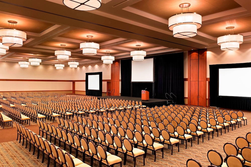 Sheraton Fairplex Suites & Conference Center - photo 38