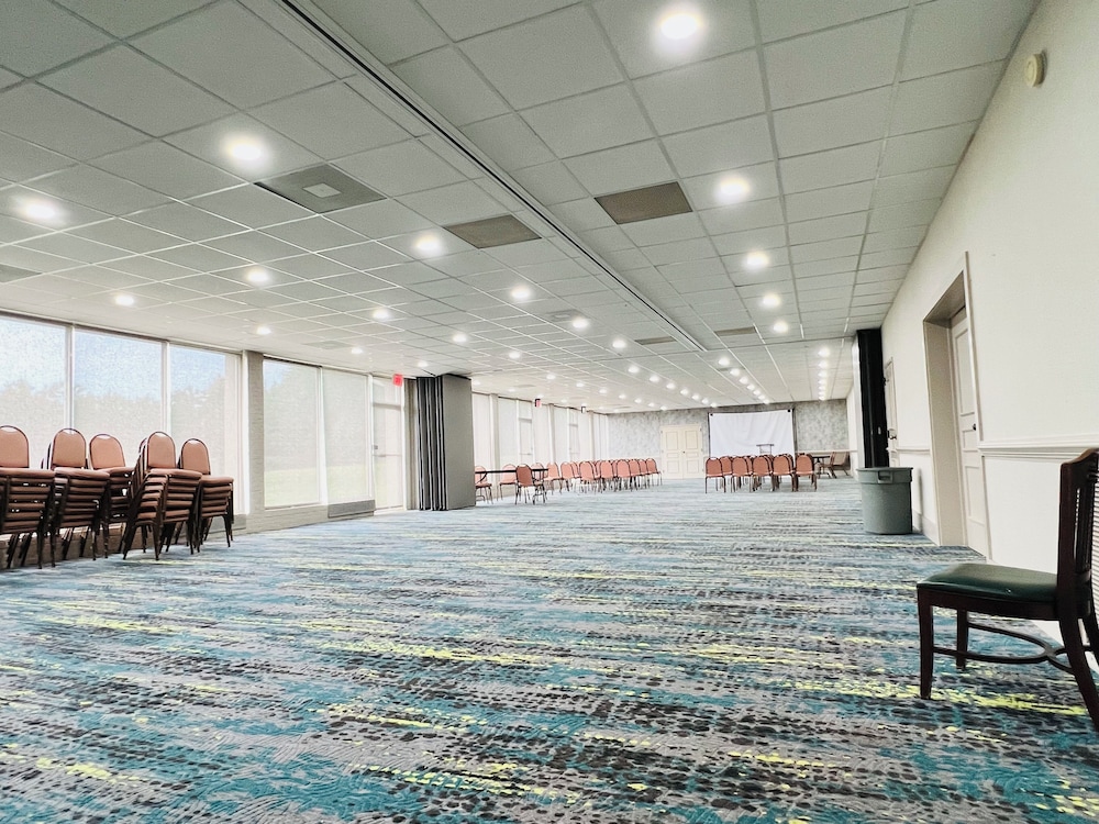 Quality Inn & Suites McDonough South I 75 - photo 26