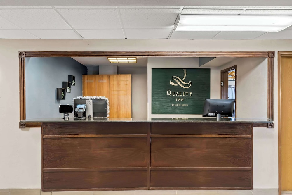 Quality Inn Sidney I 80 - photo 2