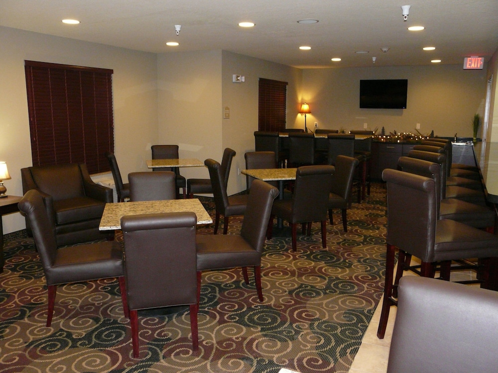 Cobblestone Inn & Suites Harper - photo 20