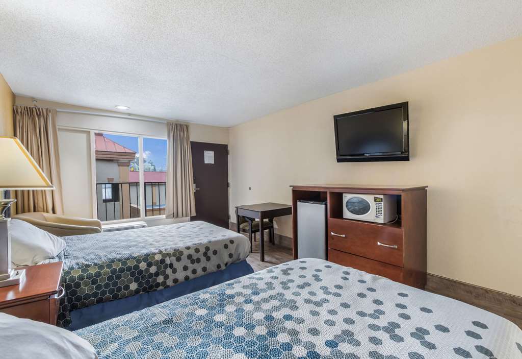 Econo Lodge Salisbury South - photo 36