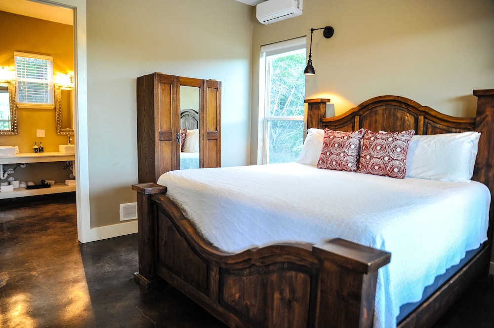 Hill Country Casitas - photo 5