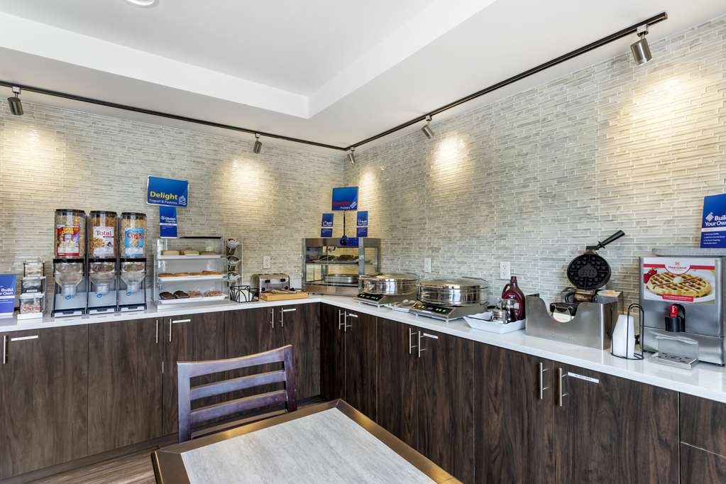 Best Western Brooklyn Coney Island Inn - photo 26