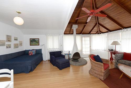 219CL 219 Claressa Ave in Avalon, United States