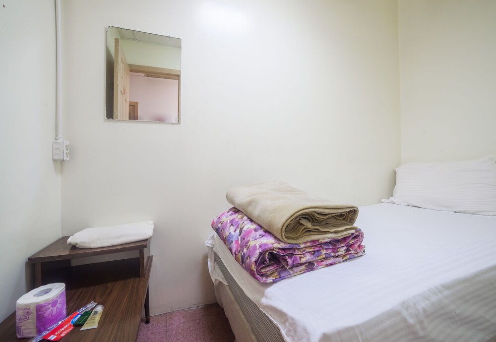 New World Hotel - photo 8