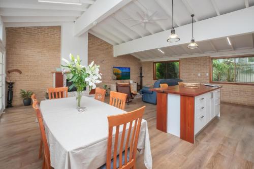 4 Shelly Beach Road — Port Macquarie — photo 4