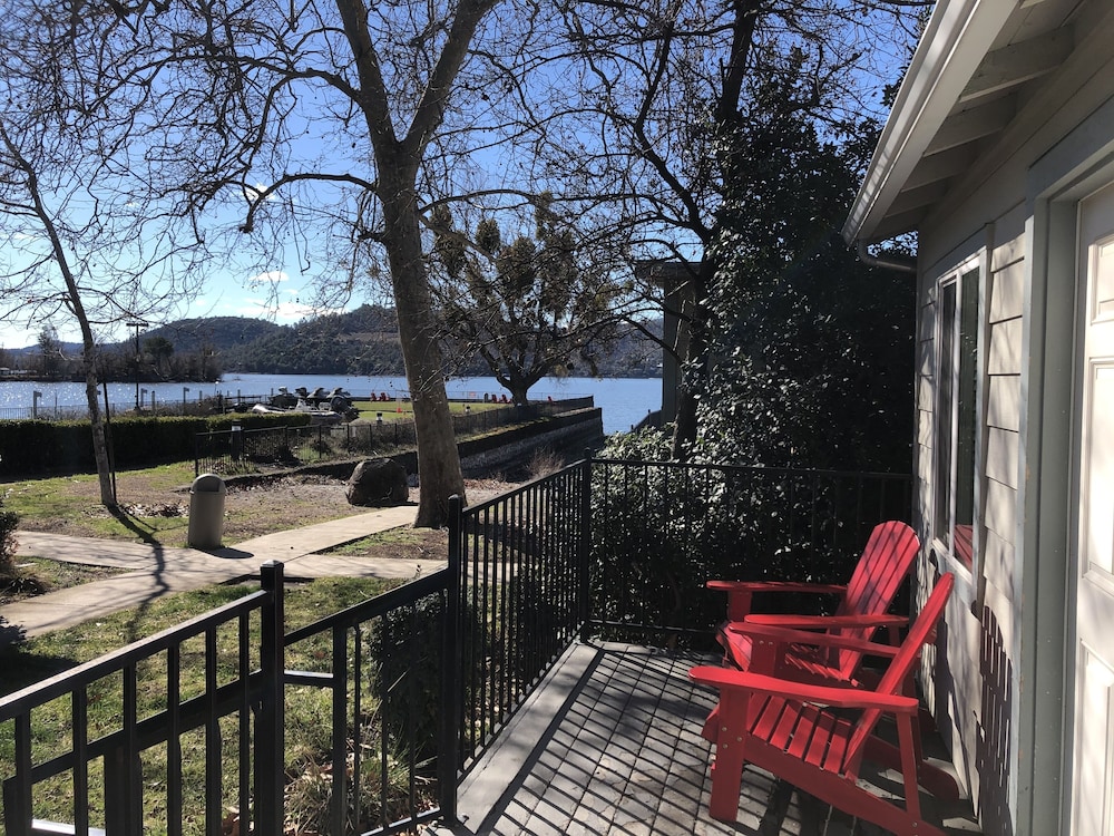 Clear Lake Cottages & Marina - photo 105