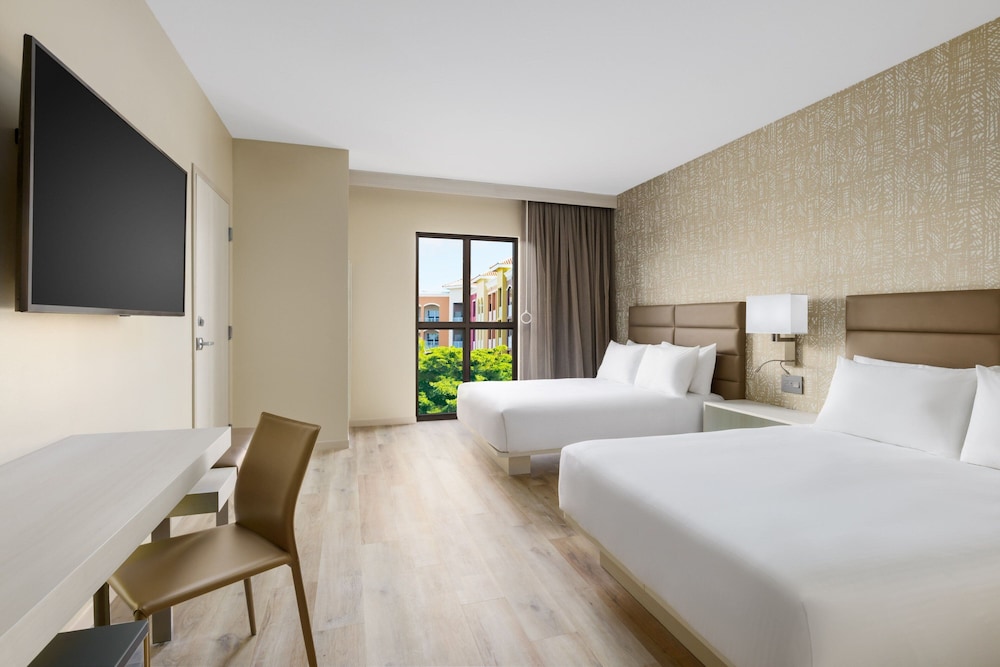 AC Hotel by Marriott Naples 5th Avenue - photo 20