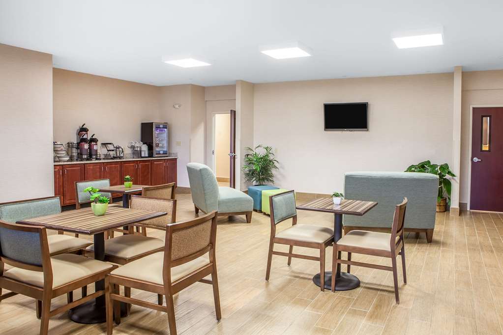 Comfort Inn Lexington South - photo 21
