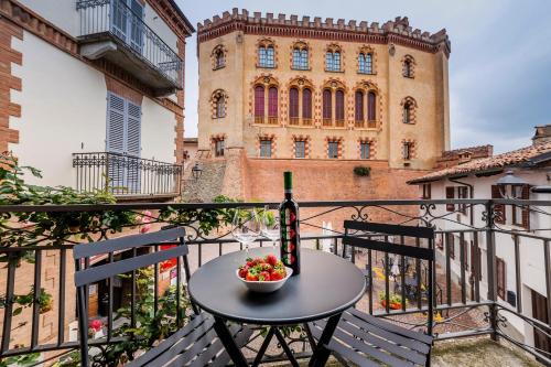 CasaCastello Barolo - carbon neutral hotel in Barolo