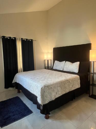 Sun Sand n Sea Sojourn in Discovery Bay, Jamaica