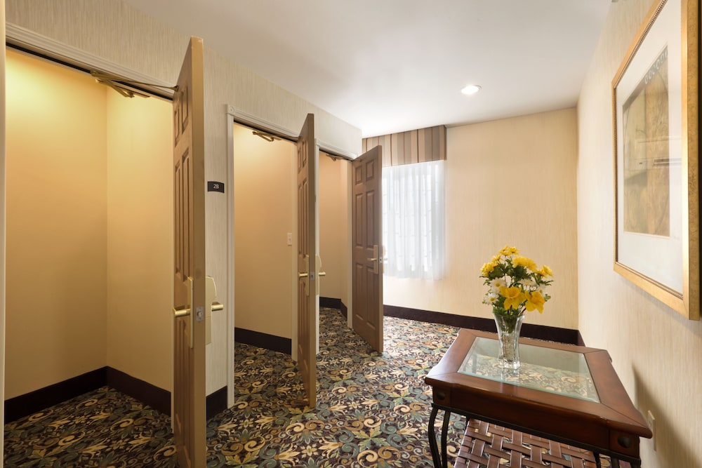 Staybridge Suites Tucson Airport by IHG - photo 36