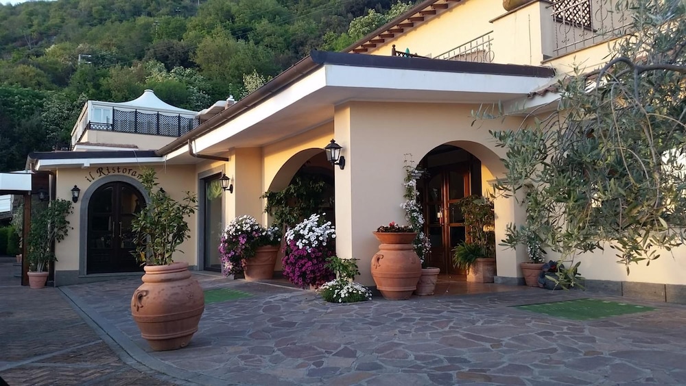 Hotel Villa Degli Angeli — hotel in Castel Gandolfo