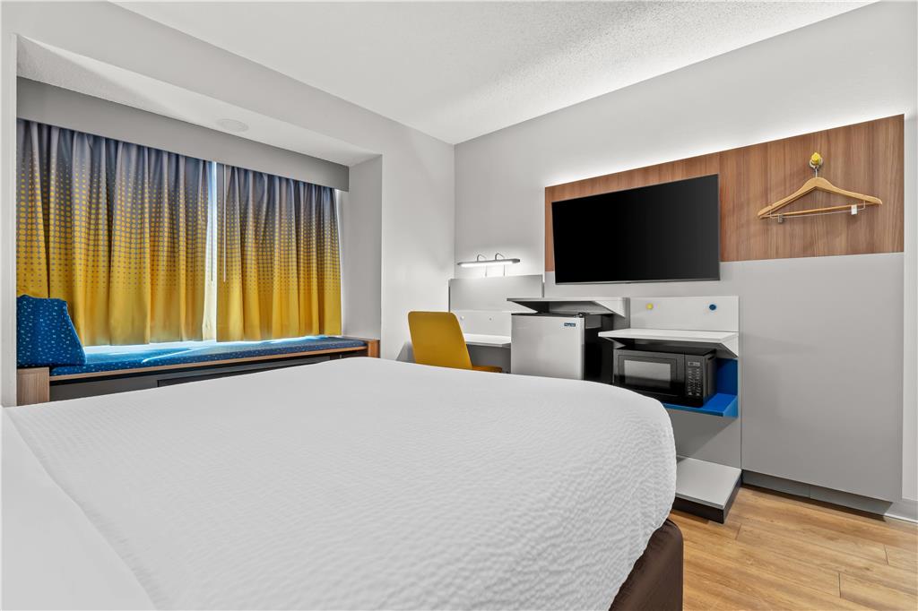 Microtel Inn & Suites by Wyndham Salisbury - photo 20