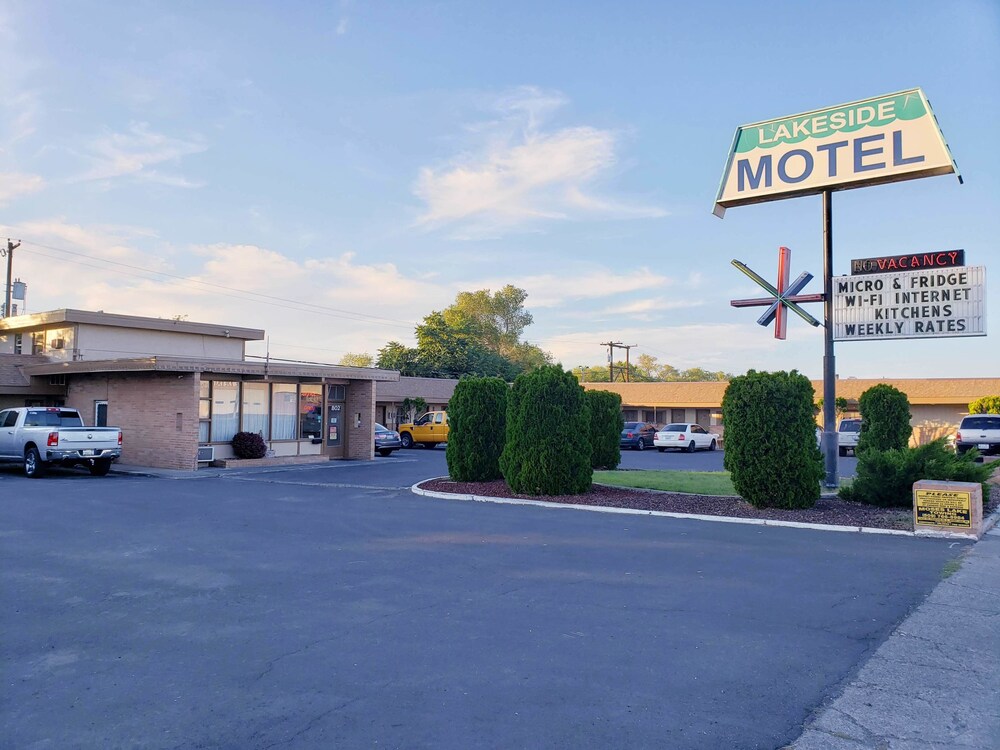 Lakeside Motel - featured photo