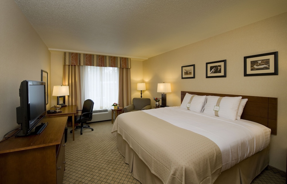 Holiday Inn Purdue Fort Wayne by IHG - photo 9
