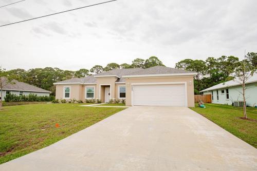 Port St Lucie Cozy Retreat — hotel in Port Saint Lucie