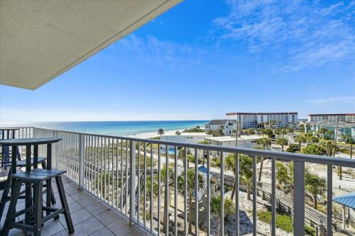 SeaCrest 501B by Holiday Isle Properties — 4-Star Luxury Hotel in Fort Walton Beach, United States