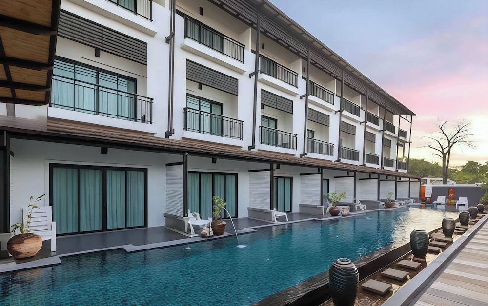 Phuketa Hotel Phuket Town — 4-Star Luxury Hotel in Phuket, Thailand
