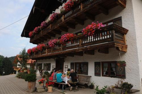 Stöttnerhof Urlaub auf dem Bauernhof — hotel in Bernau Am Chiemsee