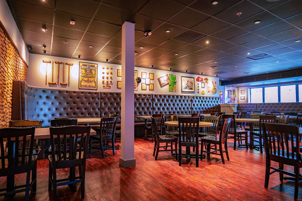 La Quinta Inn & Suites by Wyndham Danbury - photo 18