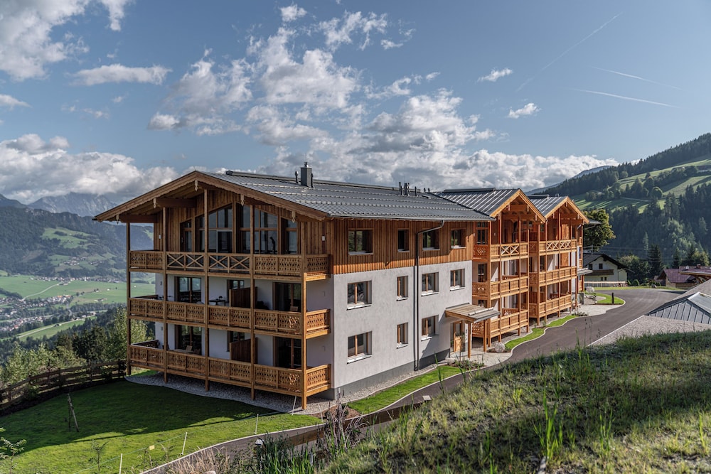 Skylodge Alpine Homes — 4-Star Luxury Hotel in Haus Im Ennstal, Austria