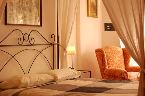 La Lanterna Di San Pietro — 4-Star Luxury Hotel in Rome, Italy