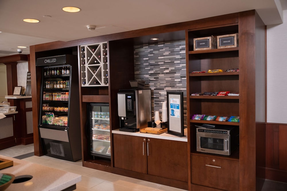 Hilton Garden Inn Erie - photo 6