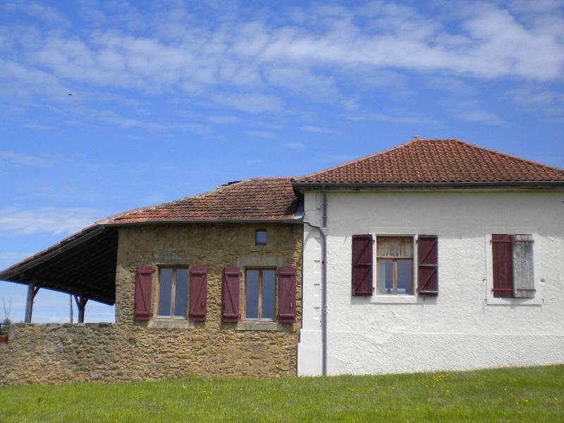 Ancienne Ecole - carbon neutral hotel in Unknown City