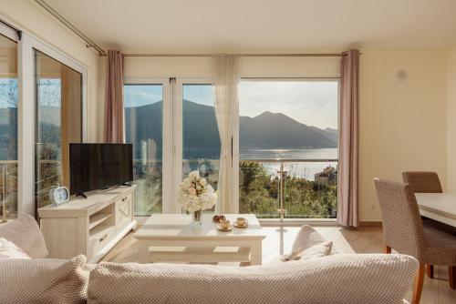 Baywatch Boka Sun filled Sea View — 4-Star Luxury Hotel in Dobrota, Montenegro
