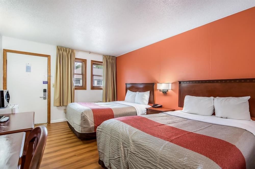 Northway Inn Queensbury Lake George - photo 13