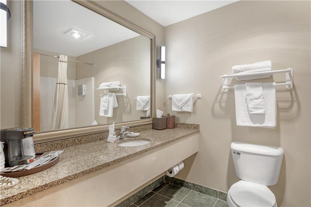 Best Western Bronco Inn - photo 41