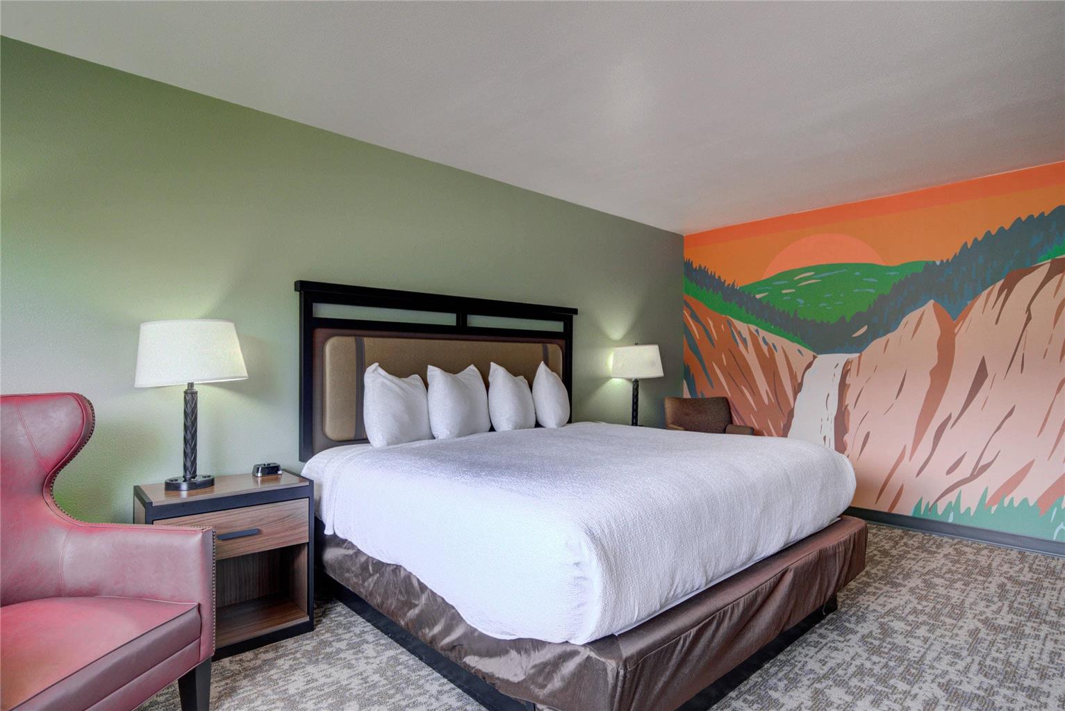 Ridgeline Hotel at Yellowstone an Ascend Collection Hotel — hotel in Gardiner