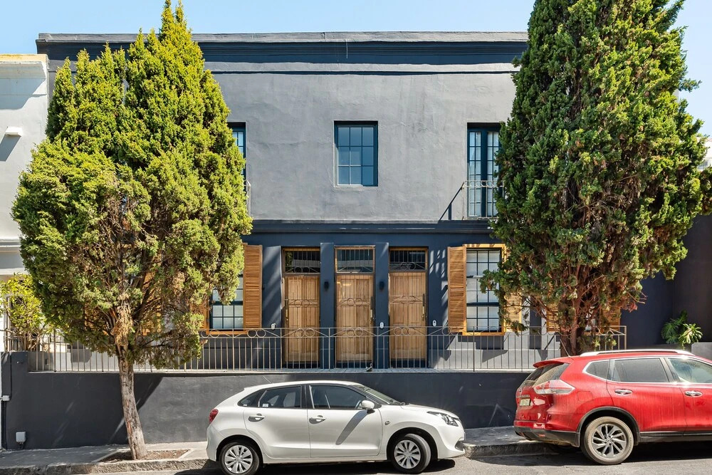 Loader B — 4-Star Luxury Hotel in Cape Town, South Africa