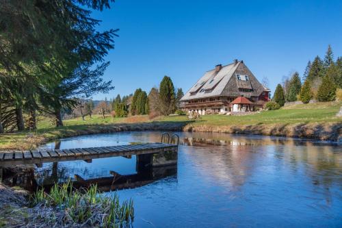 Ferienwohnung im Hubertushof — 4-Star Luxury Hotel in Feldberg, Germany