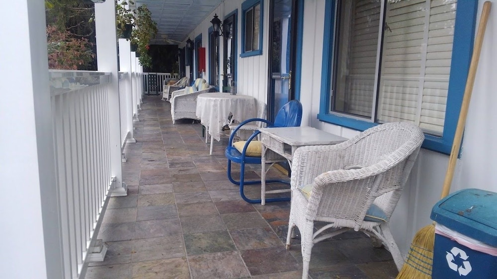 The Inn at Brevard - photo 14
