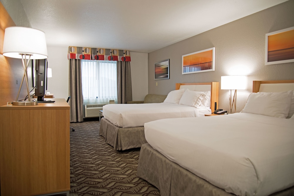 Holiday Inn Express & Suites Lonoke I 40 Exit 175 - photo 2