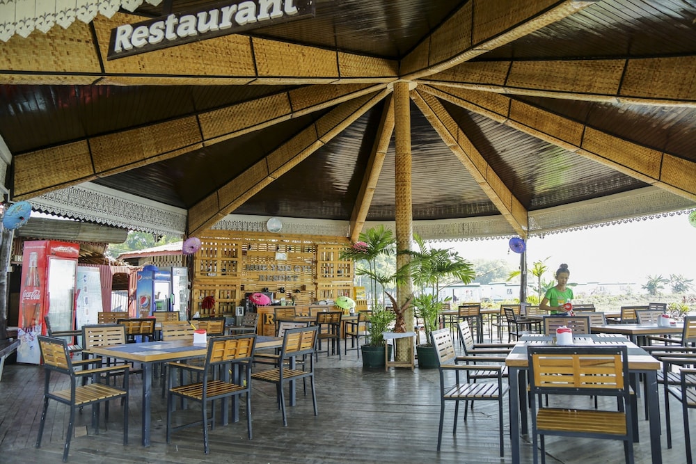 Moe Yun Gyi Wetlands Resort in Bago, Myanmar